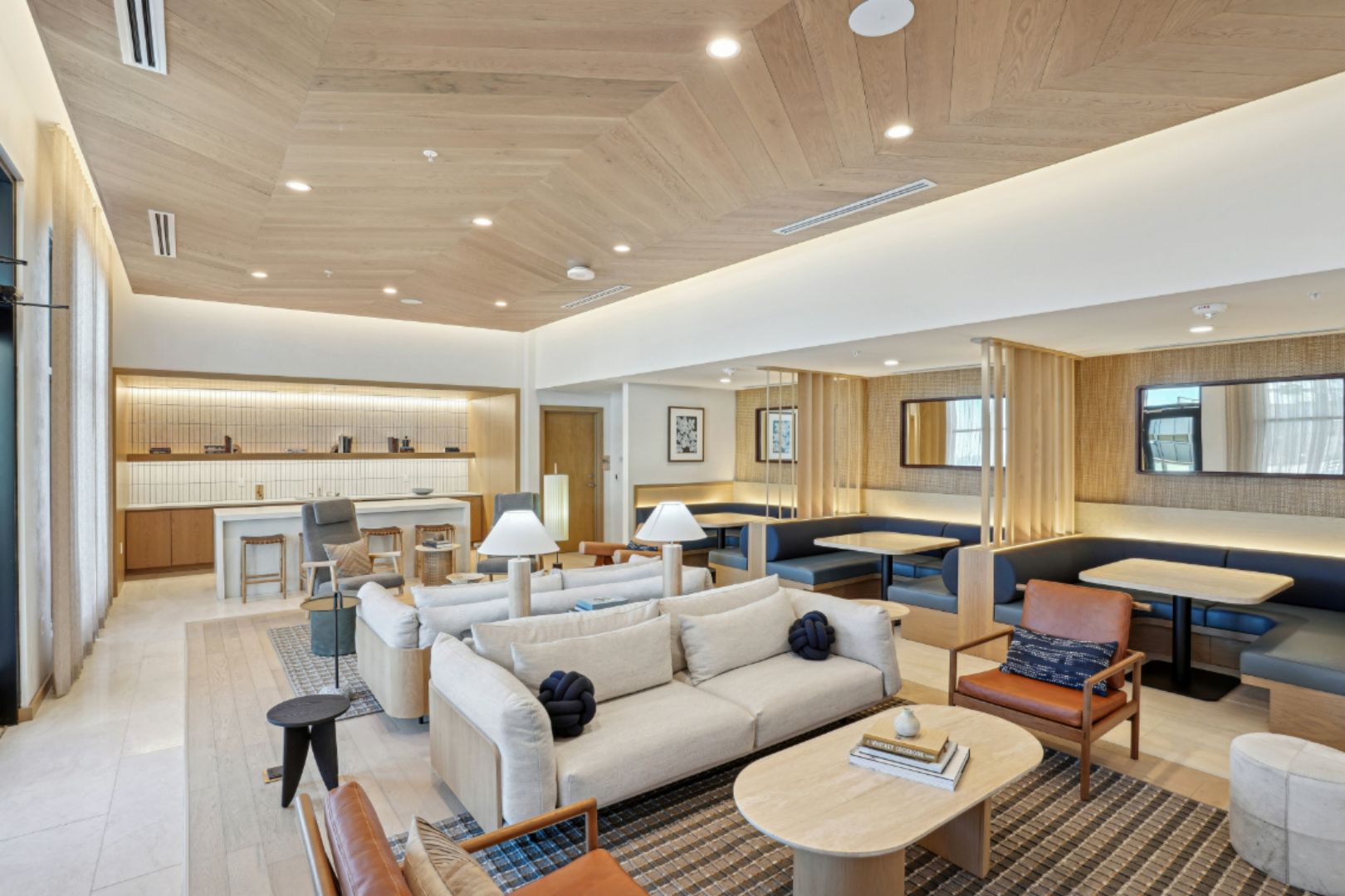 Starling_LuxuryApartmentCommunity_CoworkingLounge_NashvilleTN