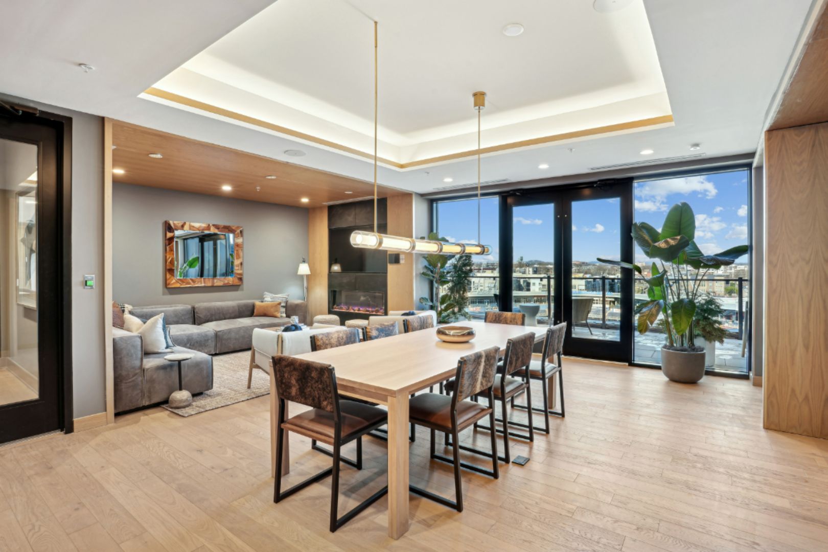 Starling_LuxuryApartmentCommunity_SkyLounge_NashvilleTN