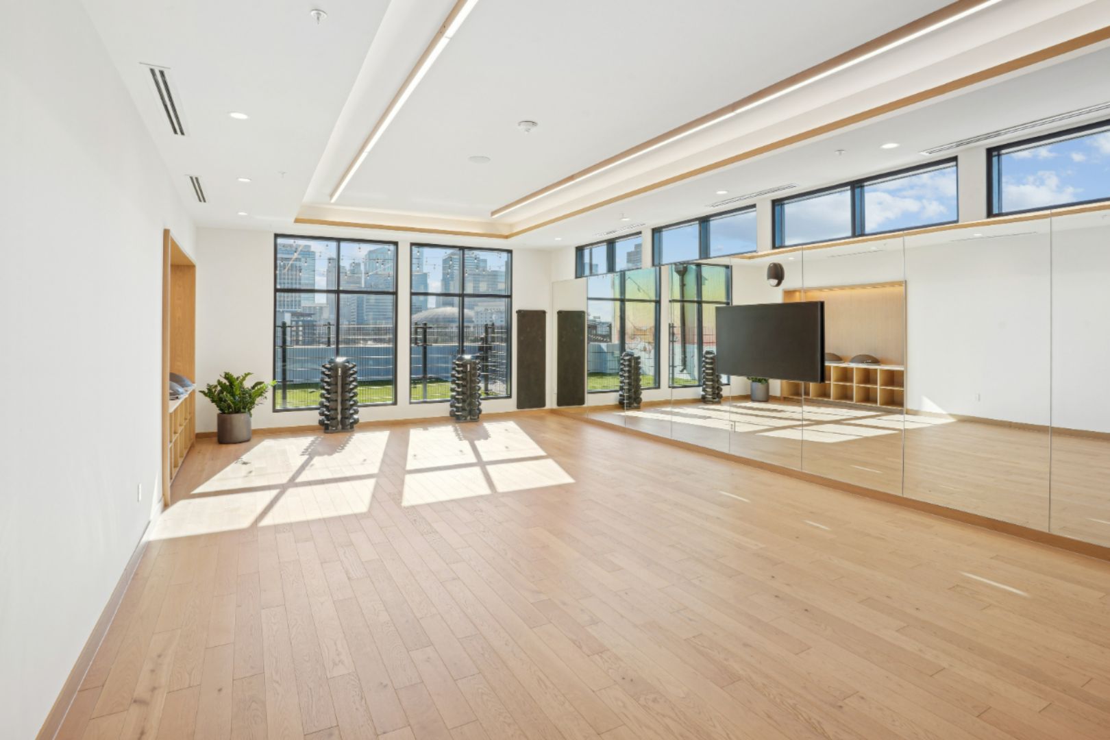 Starling_LuxuryApartmentCommunity_YogaStudio_NashvilleTN