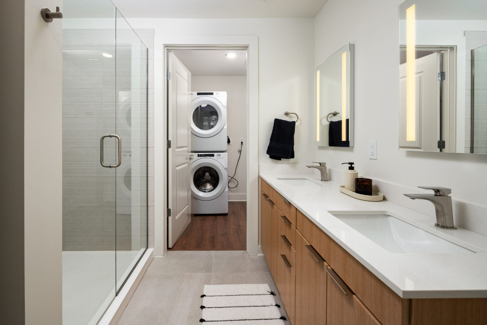 Starling_LuxuryApartmentCommunity_Bathroom_NashvilleTN