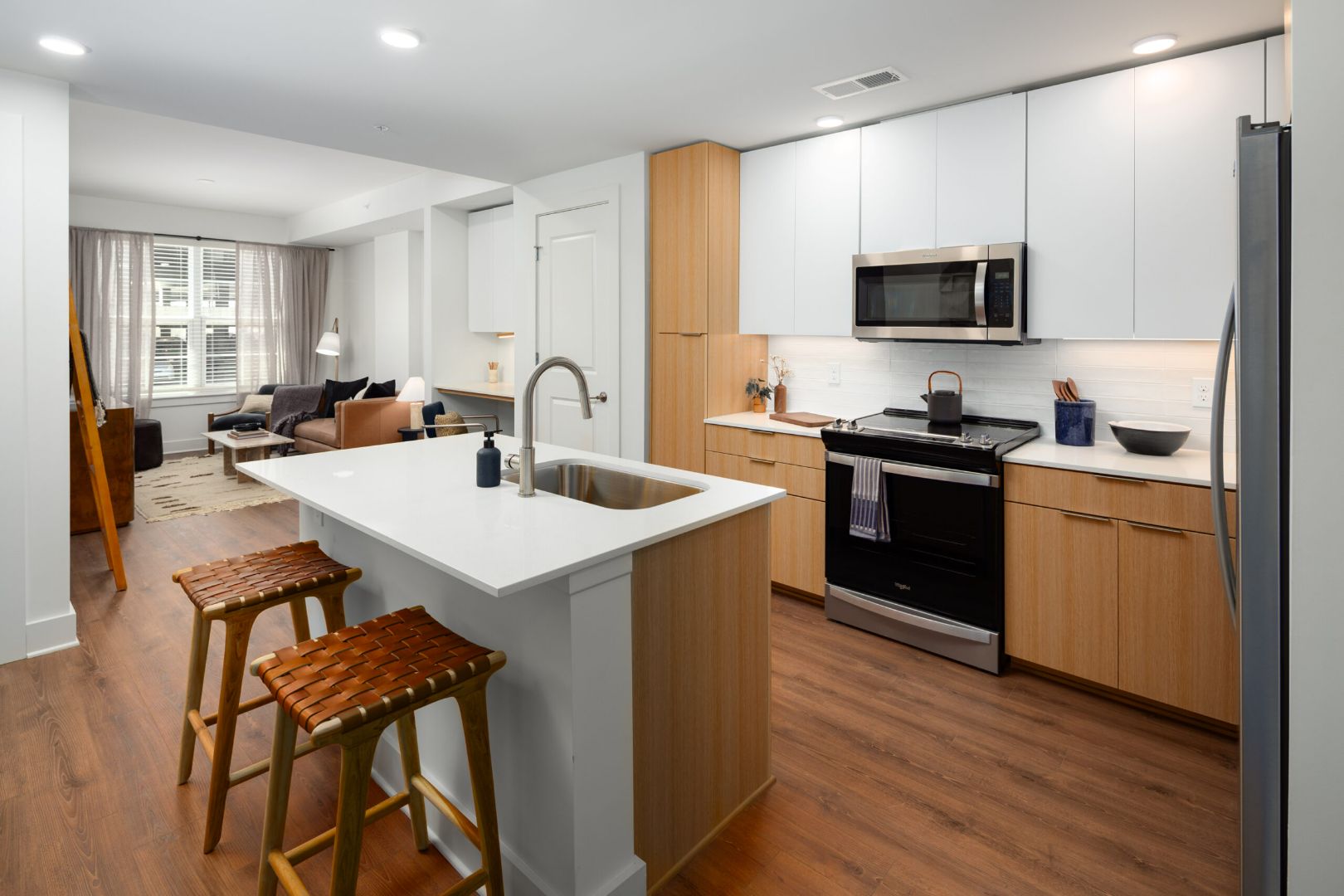 Starling_LuxuryApartmentCommunity_Kitchen_NashvilleTN